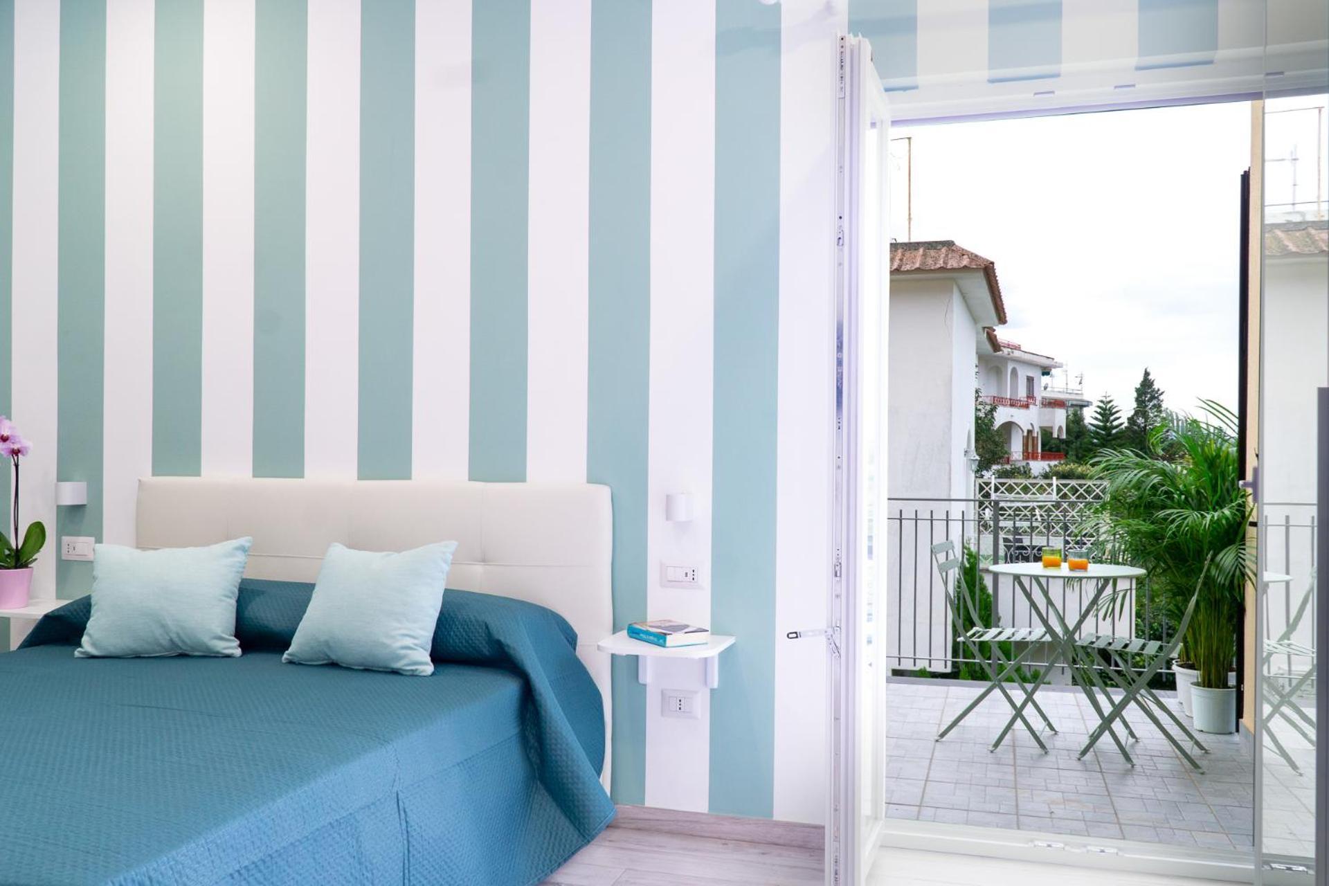 Summer Colors Rooms & Apartments เมตา ภายนอก รูปภาพ
